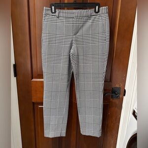 Banana Republic Black and White Houndstooth Dress Pants